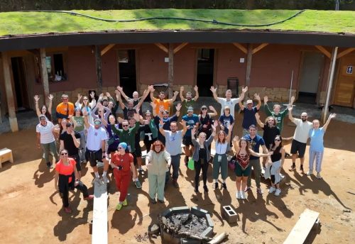 voluntariado grego, bioconstrução, telhado verde, ecolibrium, intercâmbio jovem.