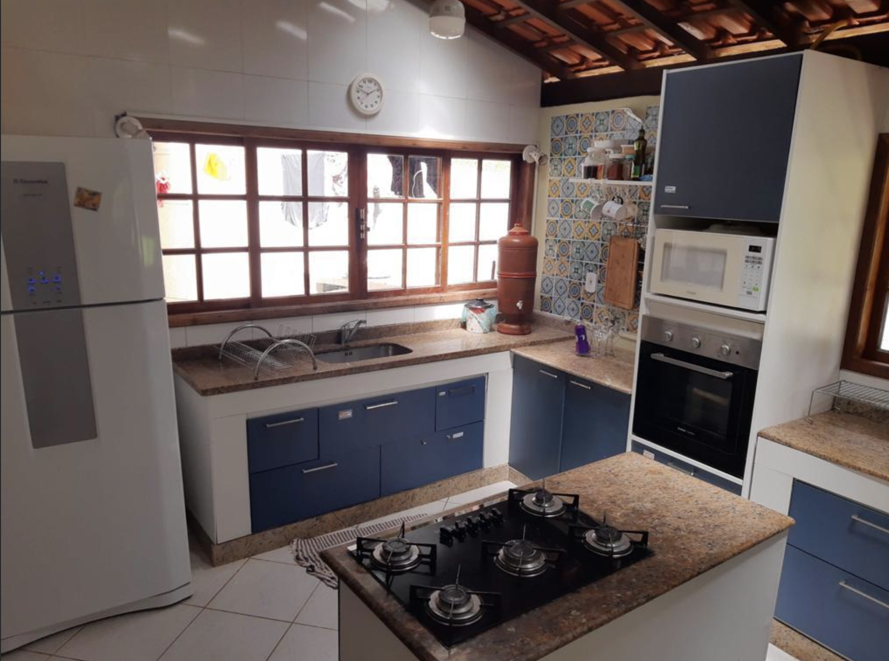 Shared kitchen in Volunteer house
