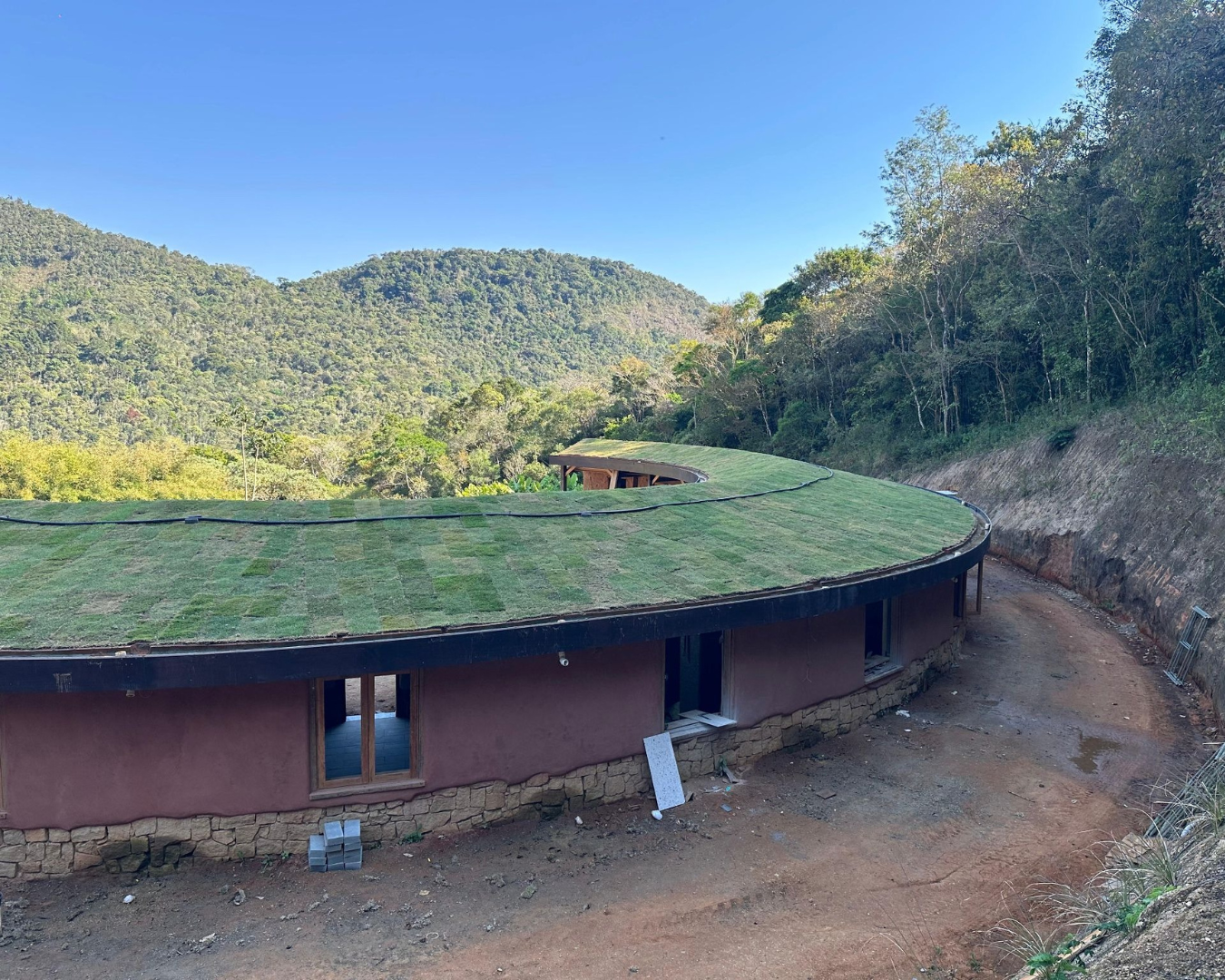 House built with natural materials in Eco Farm